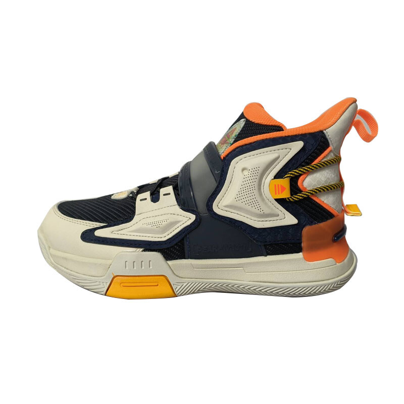 Баскетбольные кроссовки Tai Ji1.0 Kids, низкие, черные/белые Peak, черный/бежевый
Баскетбольные кроссовки Tai Ji1.0 Kids, низкие, черные/белые Peak, черный/бежевый