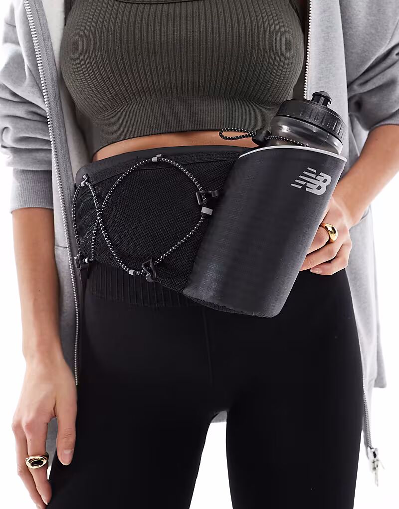 Ремень для бутылок New Balance Performance черного цвета
Ремень для бутылок New Balance Performance черного цвета