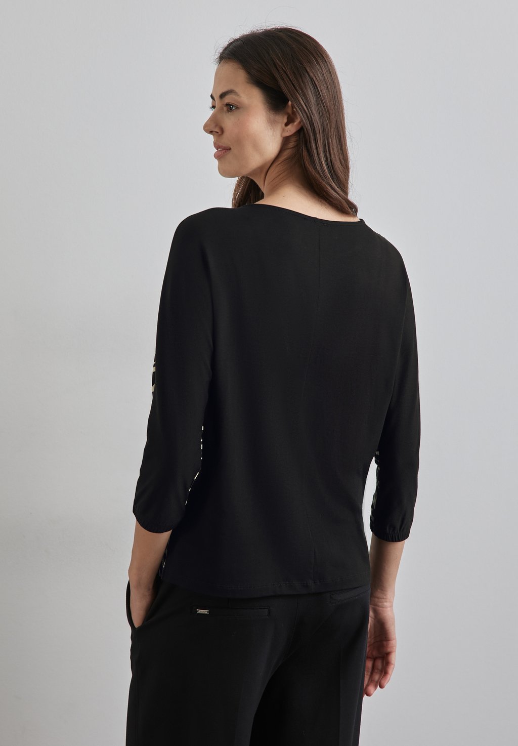 Топ с длинными рукавами BEDRUCKTES Street One, черный
Топ с длинными рукавами BEDRUCKTES Street One, черный