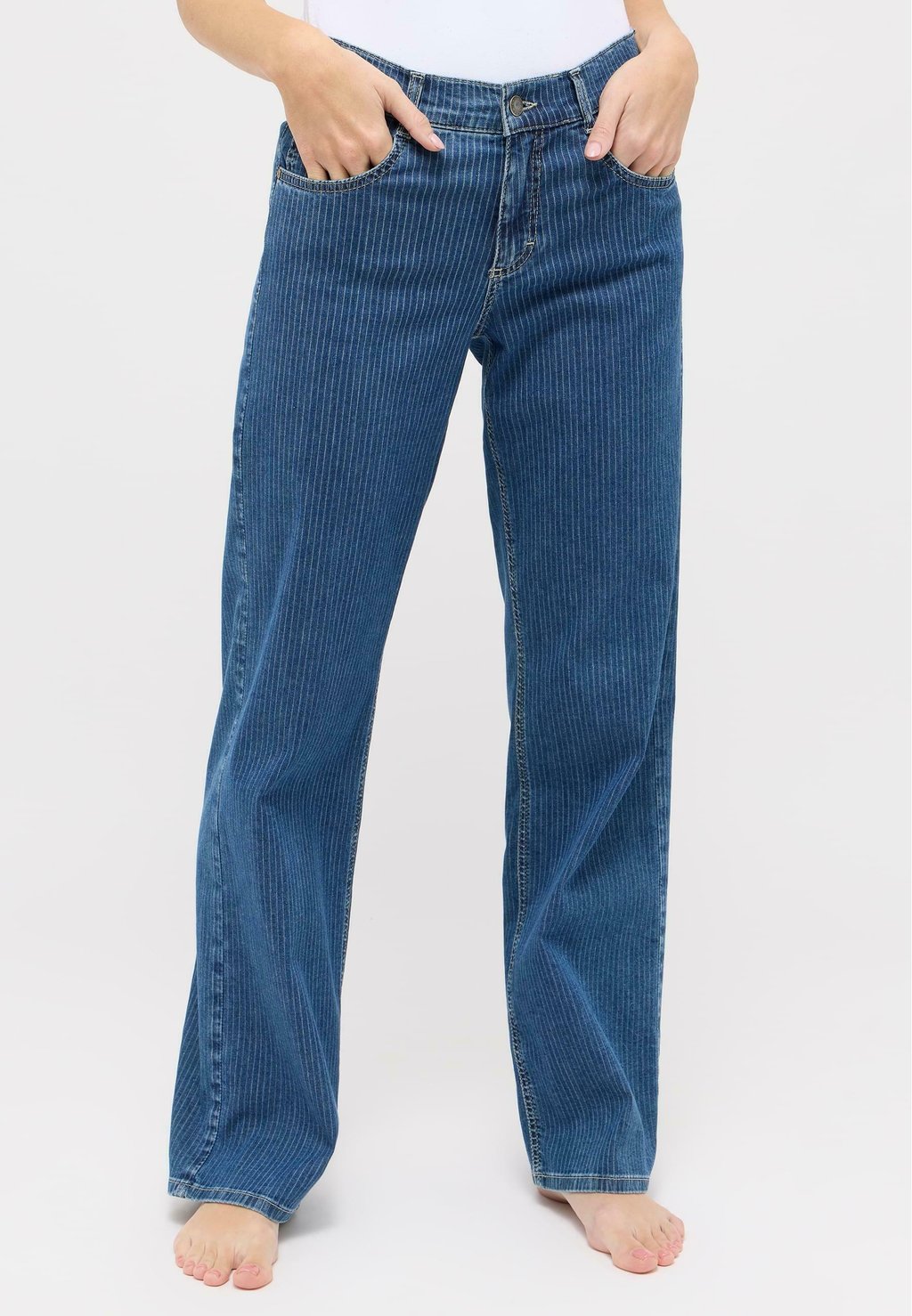 Джинсы свободного кроя LIZ Angels, синий
Джинсы свободного кроя LIZ Angels, синий