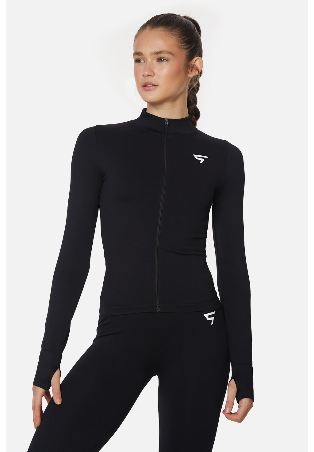 Тренировочная куртка SEAMLESS PATCHWORK SQUATPROOF, черный
Тренировочная куртка SEAMLESS PATCHWORK SQUATPROOF, черный