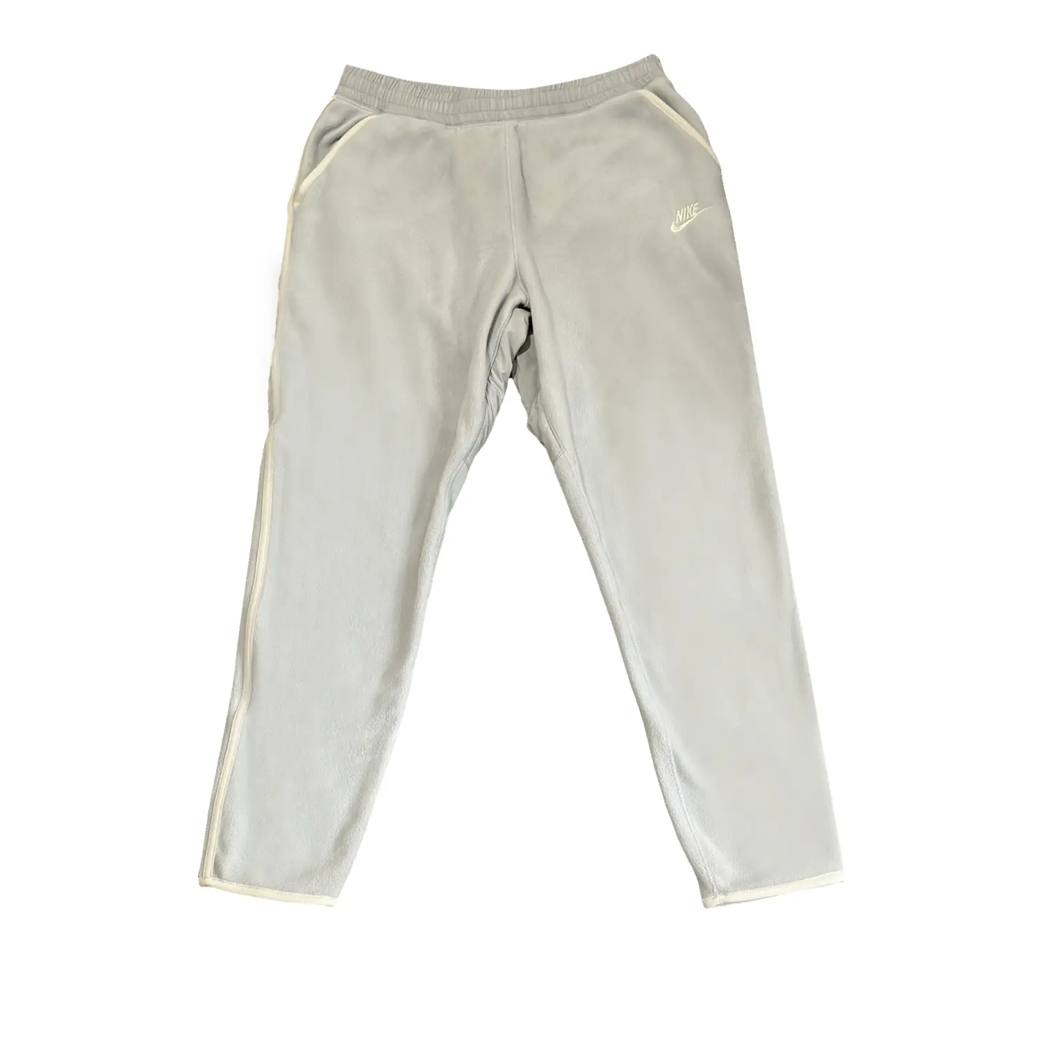 Nike Мужские повседневные брюки серого цвета, утепленные, с флисовой подкладкой и манжетами
Nike Мужские повседневные брюки серого цвета, утепленные, с флисовой подкладкой и манжетами