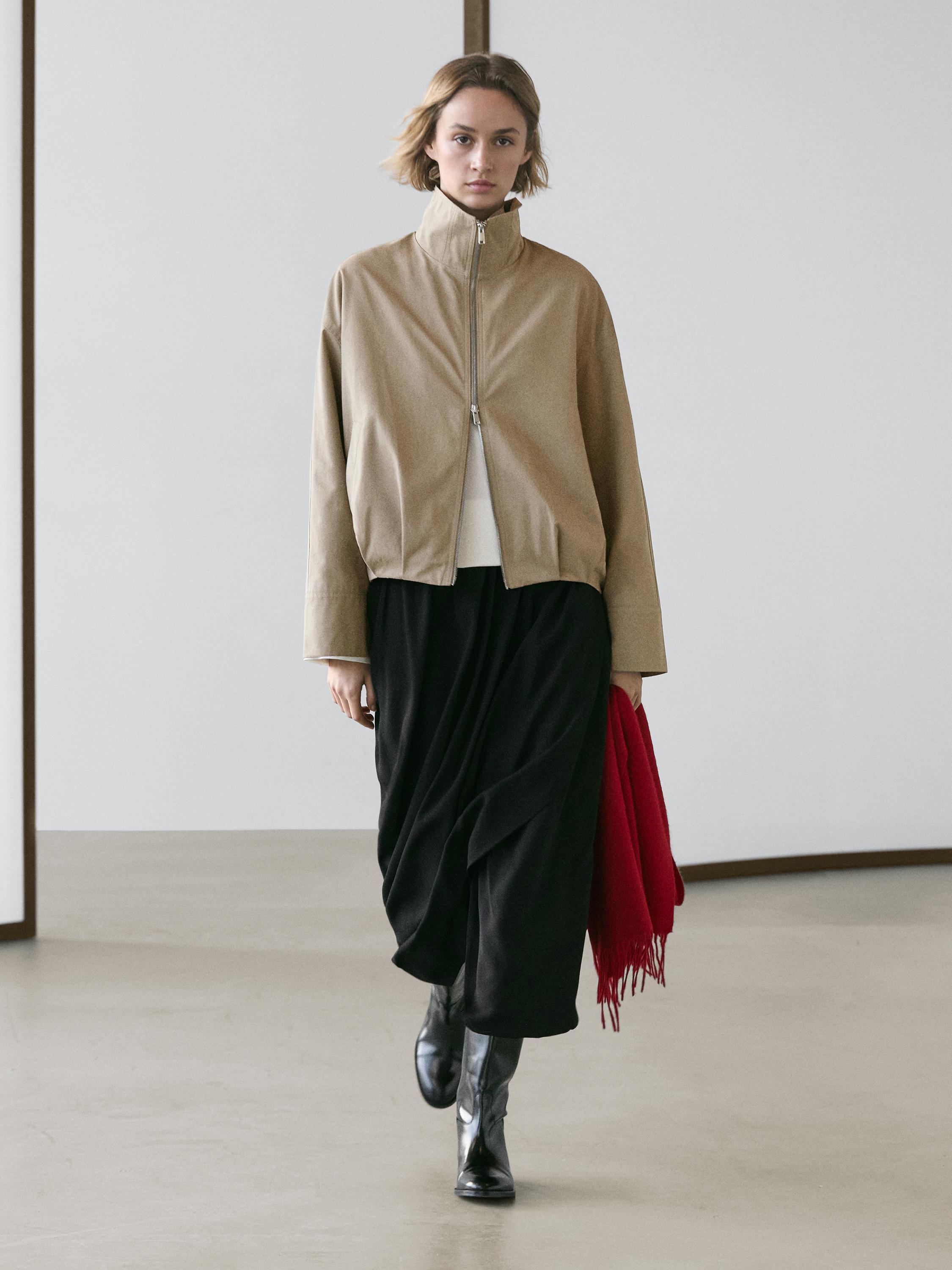 Бомбер из хлопковой смеси Massimo Dutti, mole brown
Бомбер из хлопковой смеси Massimo Dutti, mole brown