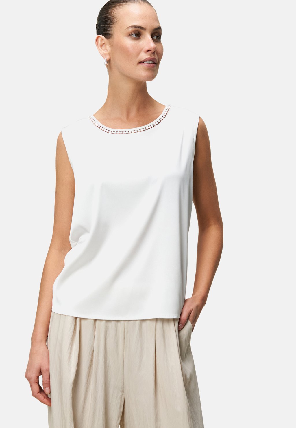 Топ zero, белый
Топ zero, белый