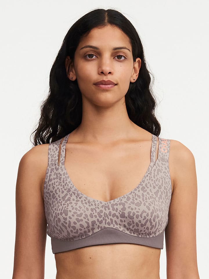 Chantelle Спортивный бюстгальтер бежевого цвета
Chantelle Спортивный бюстгальтер бежевого цвета