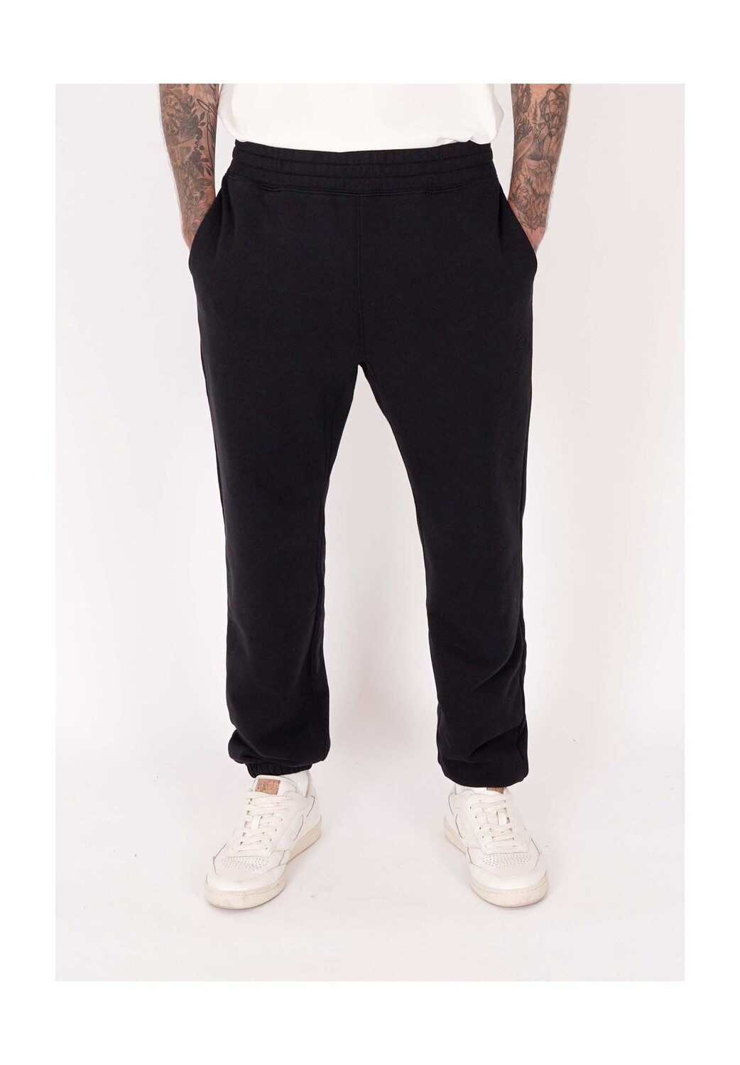 Зауженные спортивные брюки HONESTY RULES, черный
Зауженные спортивные брюки HONESTY RULES, черный