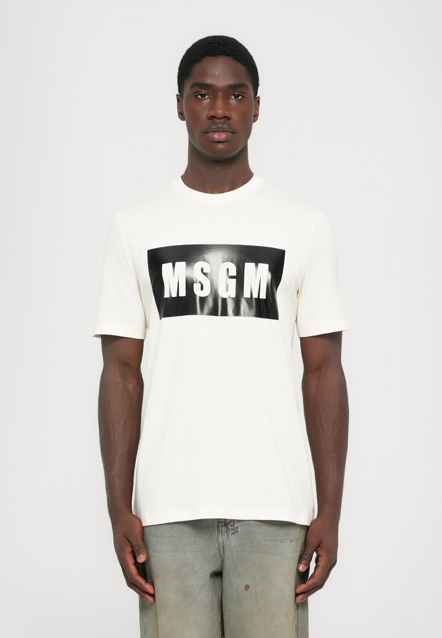 Футболка MSGM TEE, Off White/Off-White
Футболка MSGM TEE, Off White/Off-White
