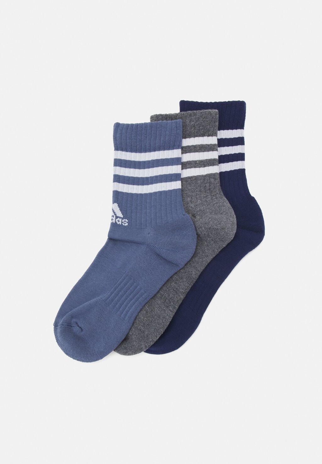 Спортивные носки 3 STRIPES CUSHIONED UNISEX 3 PACK adidas Performance, темно-синий
Спортивные носки 3 STRIPES CUSHIONED UNISEX 3 PACK adidas Performance, темно-синий