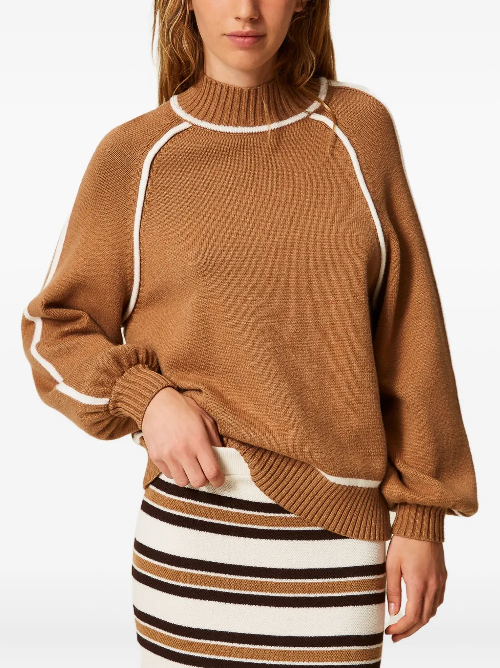 Свитер с контрастной отделкой TWINSET, коричневый
Свитер с контрастной отделкой TWINSET, коричневый