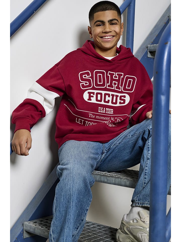 Красная толстовка с капюшоном Cater Only&Sons
Красная толстовка с капюшоном Cater Only&Sons