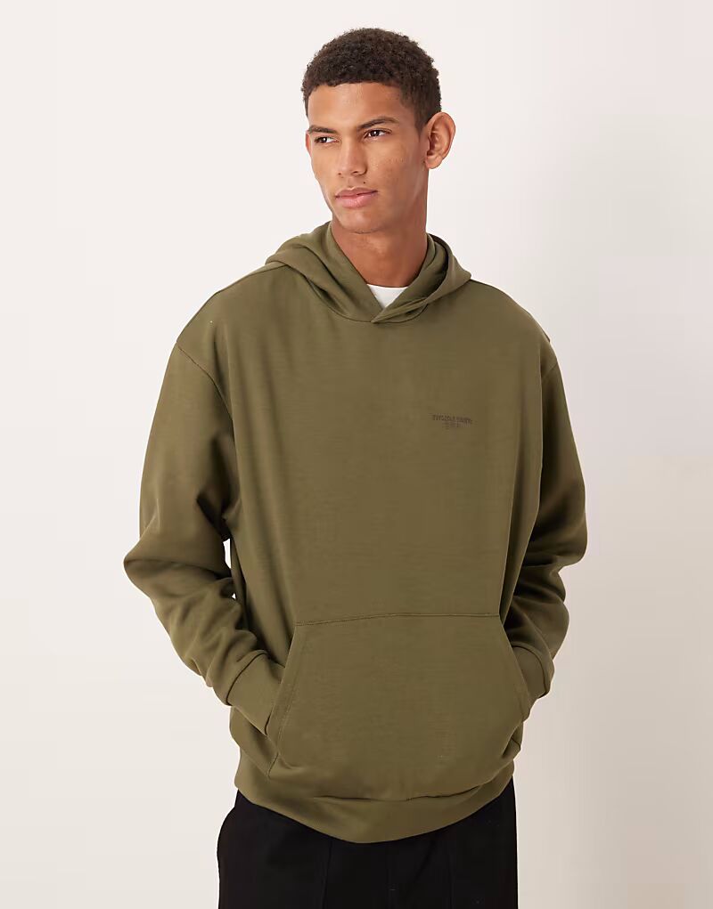 Толстовка с принтом цвета хаки Asos Design
Толстовка с принтом цвета хаки Asos Design