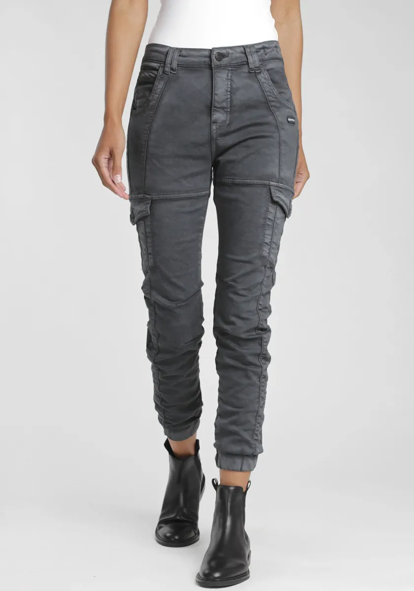 Брюки-карго GANG "94ЖИЗЕЛЬ", с накладными карманами-карго, антрацит
Брюки-карго GANG "94ЖИЗЕЛЬ", с накладными карманами-карго, антрацит