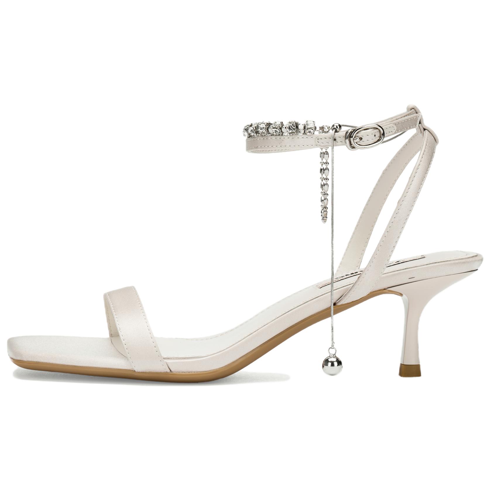 Сандалии женские с одним ремешком и встроенным светом Follow Light 73Hours, Black
Сандалии женские с одним ремешком и встроенным светом Follow Light 73Hours, Black