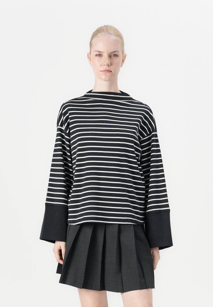 Толстовка VILA VIMELODIA FUNNEL NECK , Black Beauty/Snow White/Black, Белый, Толстовка VILA VIMELODIA FUNNEL NECK , Black Beauty/Snow White/Black
Толстовка VILA VIMELODIA FUNNEL NECK , Black Beauty/Snow White/Black, Белый, Толстовка VILA VIMELODIA FUNNEL NECK , Black Beauty/Snow White/Black