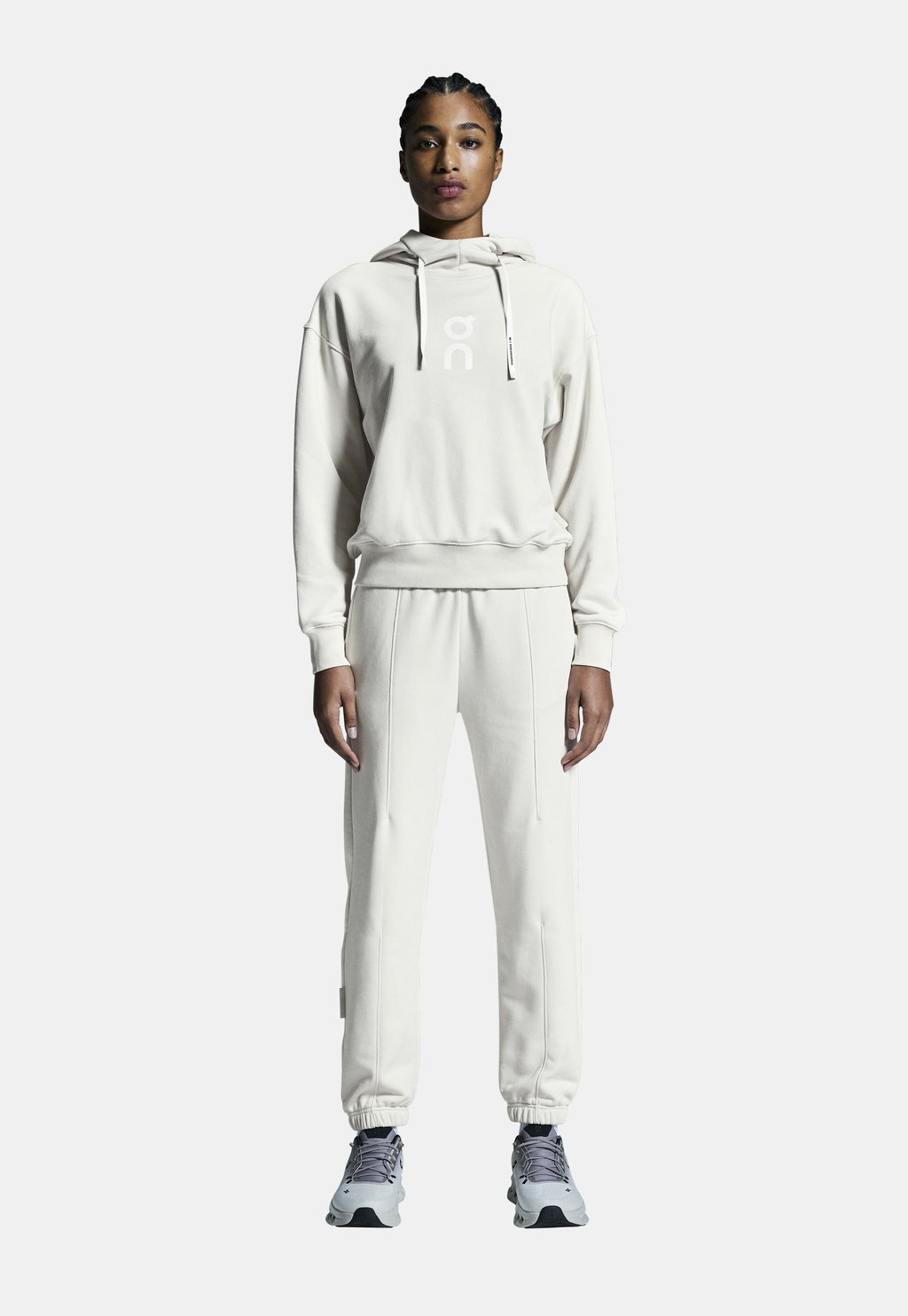 Спортивные штаны On, серый
Спортивные штаны On, серый