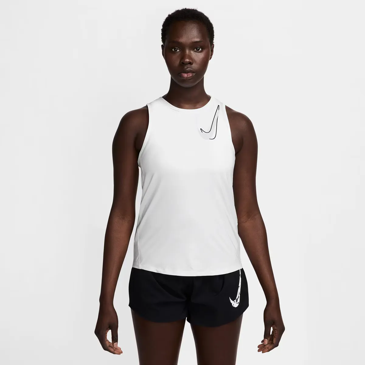 Женская футболка Nike One Swoosh, белый
Женская футболка Nike One Swoosh, белый