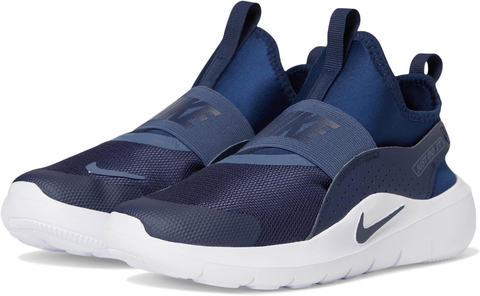 Кроссовки Nike Kids Flex Runner 4, Midnight Navy/Midnight Navy/Blue Void
Кроссовки Nike Kids Flex Runner 4, Midnight Navy/Midnight Navy/Blue Void