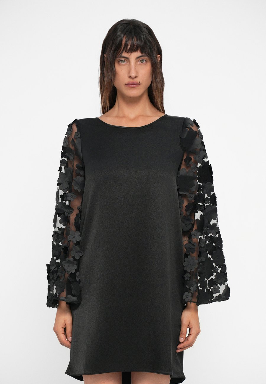 Платье Ida Sjöstedt GENIE DRESS, Black
Платье Ida Sjöstedt GENIE DRESS, Black