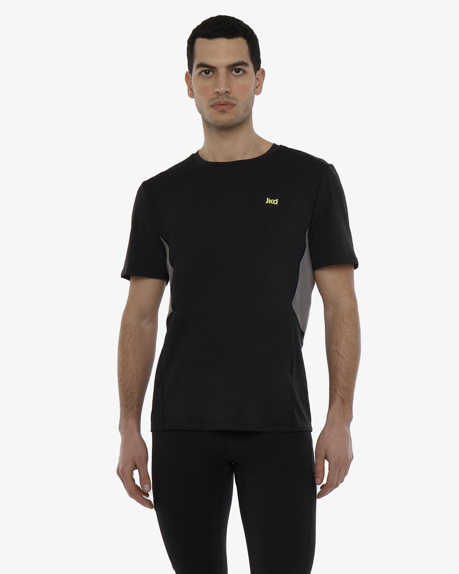 JAKED Мужская черная синтетическая футболка для фитнеса
JAKED Мужская черная синтетическая футболка для фитнеса