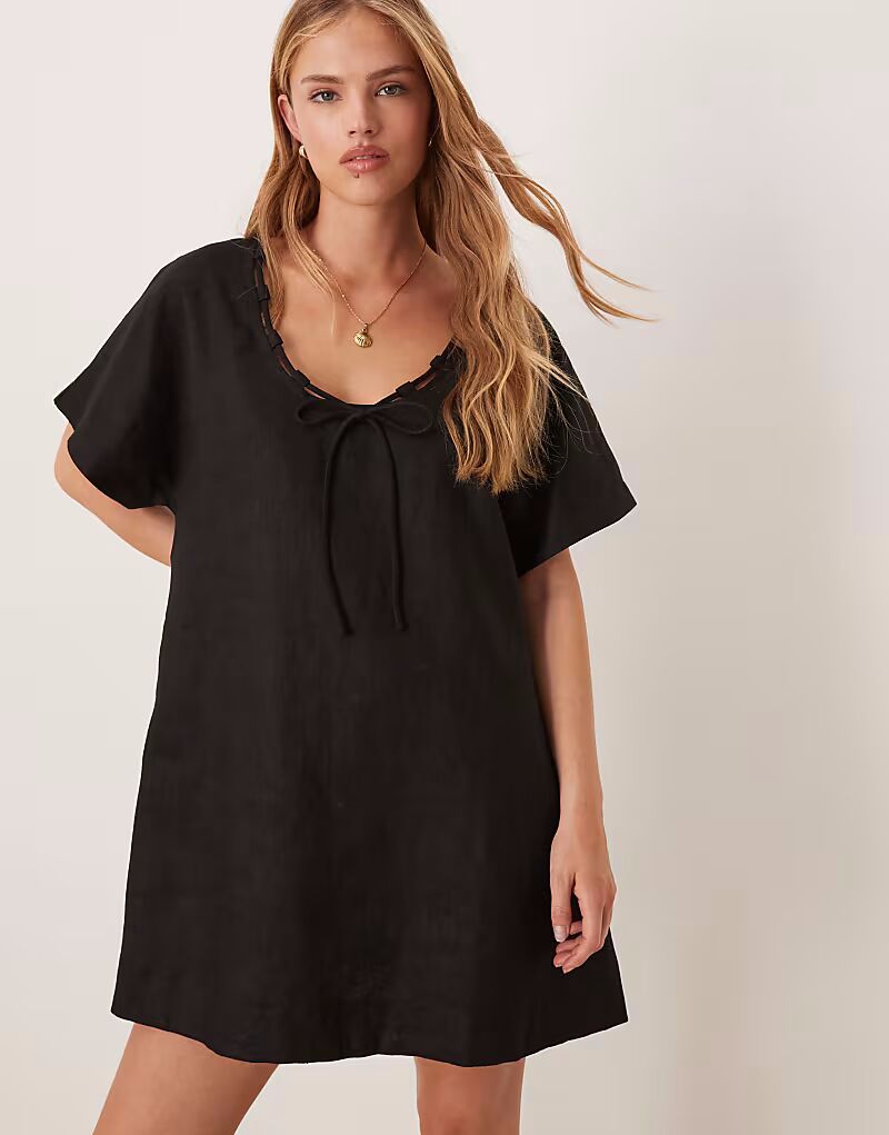 VRG GRL nellie льняное мини-платье черного цвета
VRG GRL nellie льняное мини-платье черного цвета