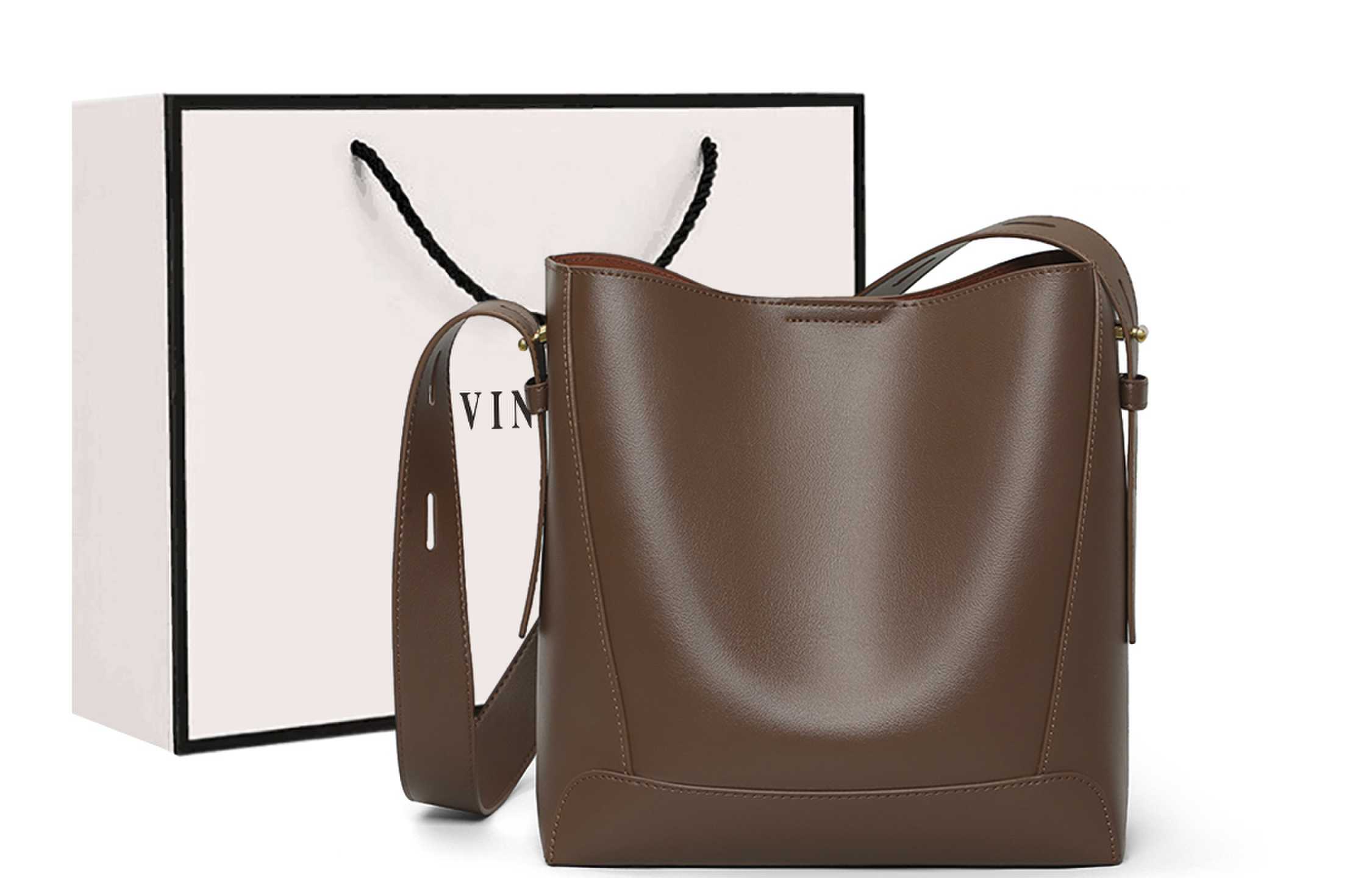 Кожаная сумка через плечо с аппликацией из искусственной кожи, ведерко большого размера для женщин, цвет кофе Вайни
Кожаная сумка через плечо с аппликацией из искусственной кожи, ведерко большого размера для женщин, цвет кофе Вайни