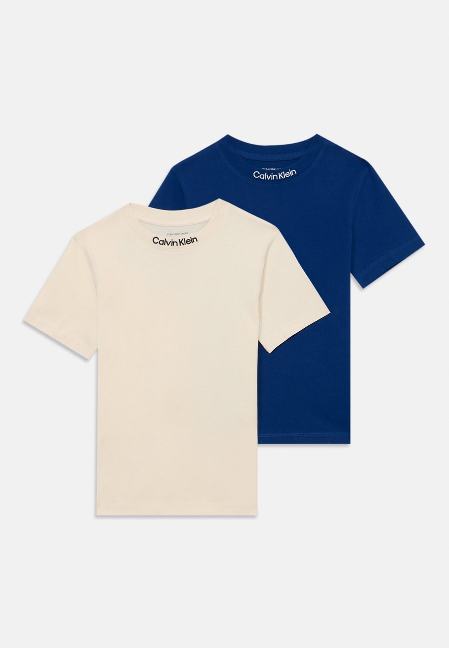 Футболка Calvin Klein Jeans LOGO TEE UNISEX 2 PACK, Bold Blue/Whitecap Gray/Blue
Футболка Calvin Klein Jeans LOGO TEE UNISEX 2 PACK, Bold Blue/Whitecap Gray/Blue