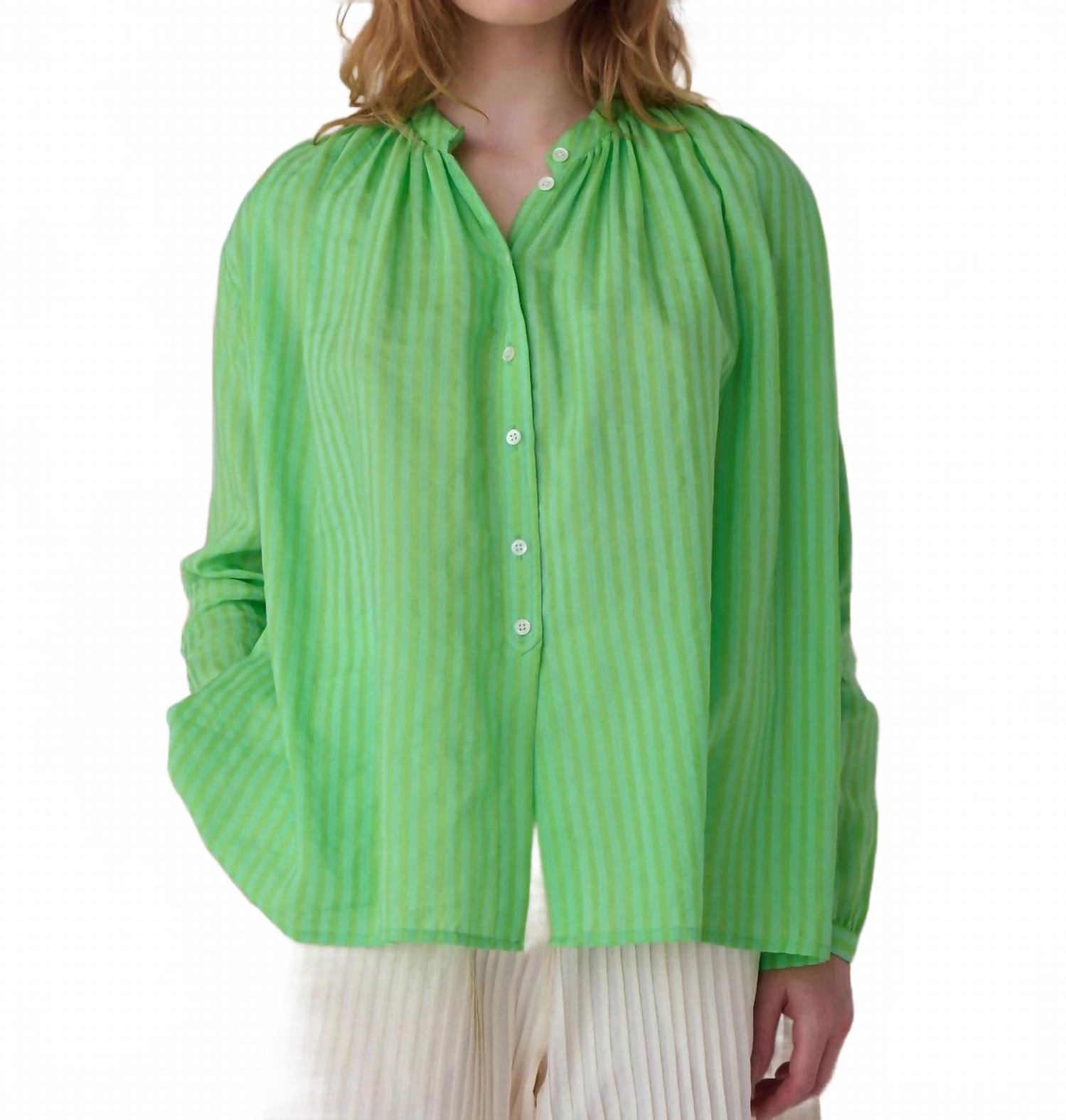 Рубашка Nathalie в цвете анемон Mii Collection, Vert Anemone
Рубашка Nathalie в цвете анемон Mii Collection, Vert Anemone