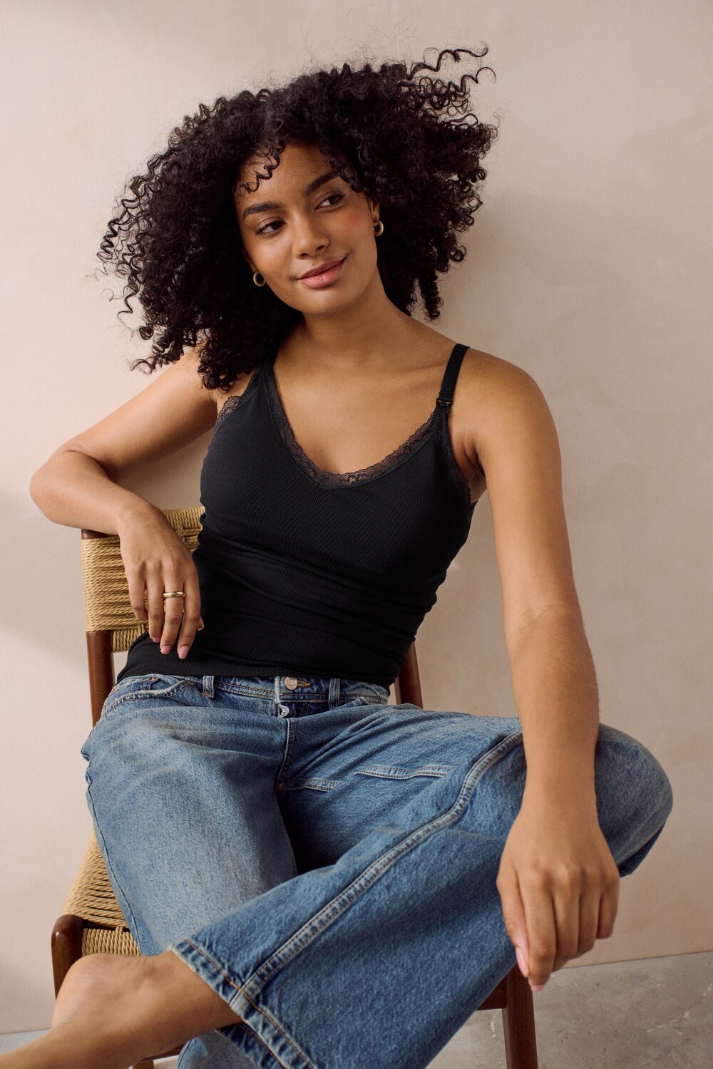 Футболка для беременных без рукавов отделанная кружевом Next, черный
Футболка для беременных без рукавов отделанная кружевом Next, черный