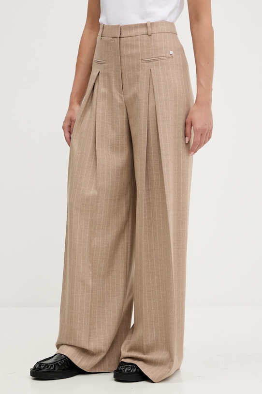 Брюки Hugo, коричневый
Брюки Hugo, коричневый