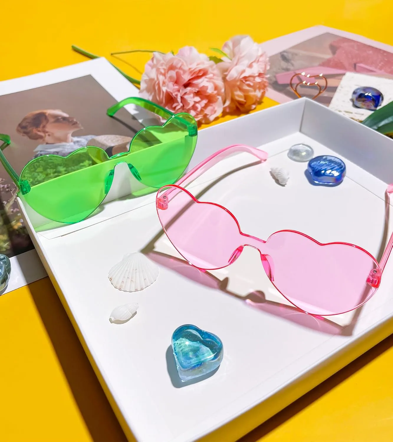 SUNOVELTIES Набор из 80 солнцезащитных очков без оправы в форме звезды/сердца, цветные, прозрачные, забавные очки для вечеринок, для подростков и взрослых, Heart
SUNOVELTIES Набор из 80 солнцезащитных очков без оправы в форме звезды/сердца, цветные, прозрачные, забавные очки для вечеринок, для подростков и взрослых, Heart