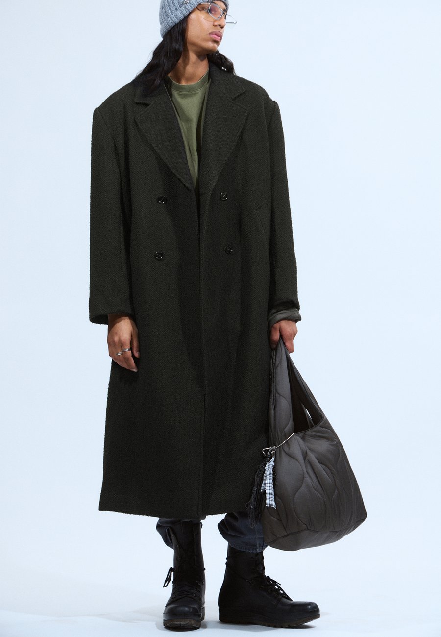 Пальто Weekday WOOLBLEND, Dark Grey Herringbone/Dark Grey
Пальто Weekday WOOLBLEND, Dark Grey Herringbone/Dark Grey