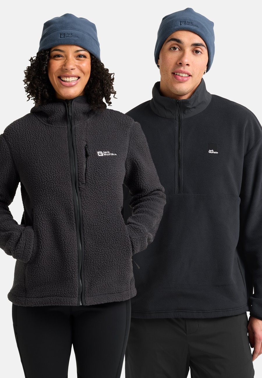 Шапка Jack Wolfskin VERTIGO, Midnight Sky/Dark Blue
Шапка Jack Wolfskin VERTIGO, Midnight Sky/Dark Blue