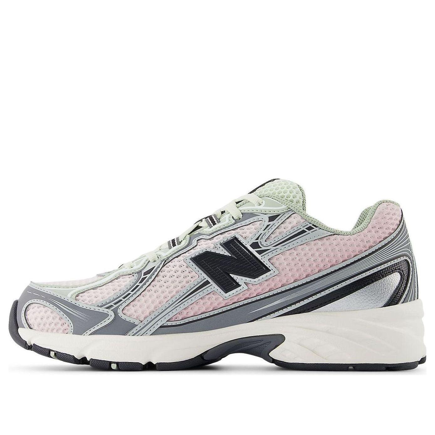Кроссовки New Balance 740v2 'Pink Granite Mineral'
Кроссовки New Balance 740v2 'Pink Granite Mineral'
