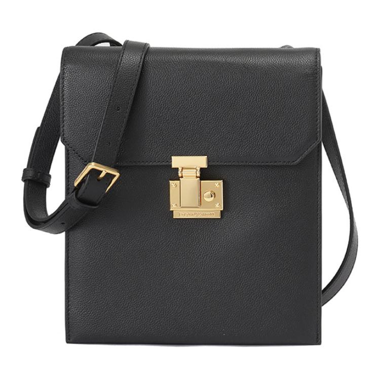 EMPORIO ARMANI Кожаная мужская наплечная сумка через плечо черного цвета
EMPORIO ARMANI Кожаная мужская наплечная сумка через плечо черного цвета