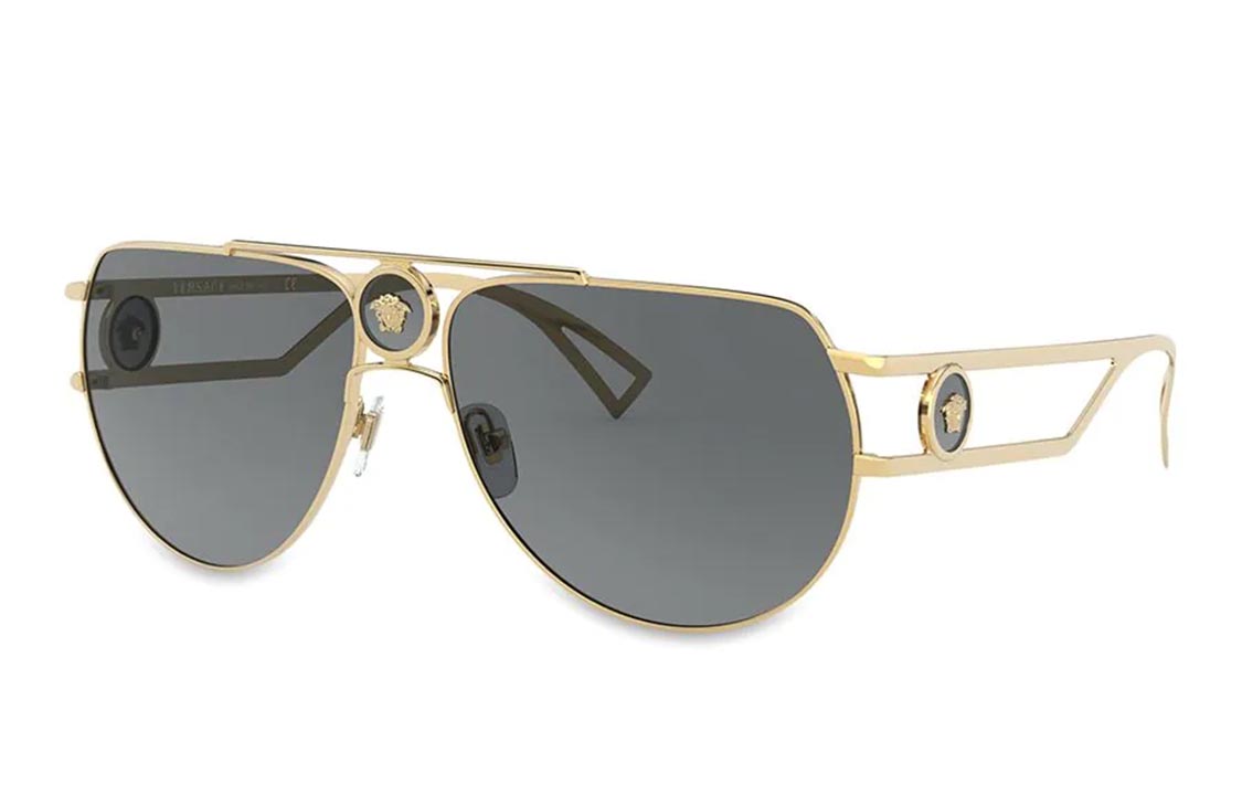 Солнцезащитные очки авиаторы с двойной перемычкой VERSACE, золотистые
Солнцезащитные очки авиаторы с двойной перемычкой VERSACE, золотистые