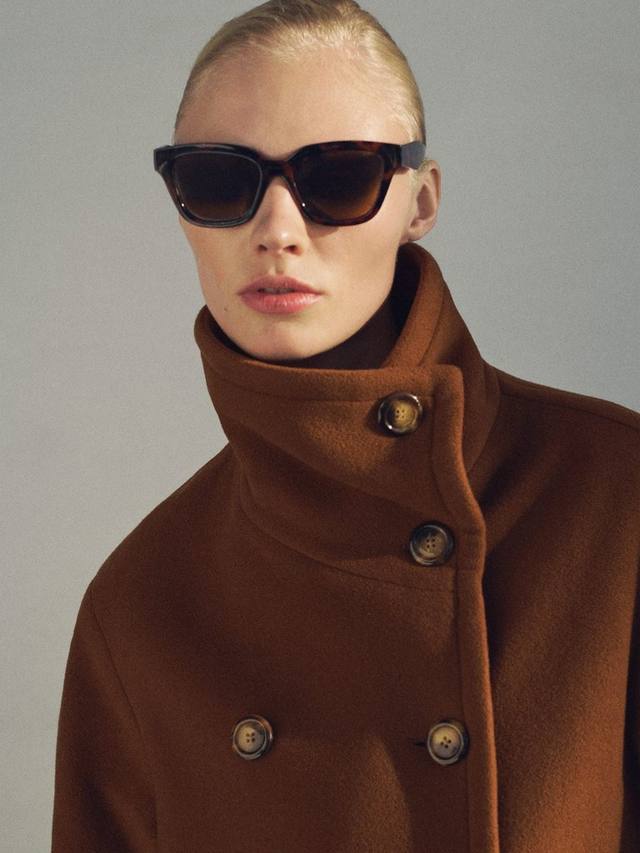 Собираюсь покрыть шерстью богатое пальто Mango, коричневый
Собираюсь покрыть шерстью богатое пальто Mango, коричневый