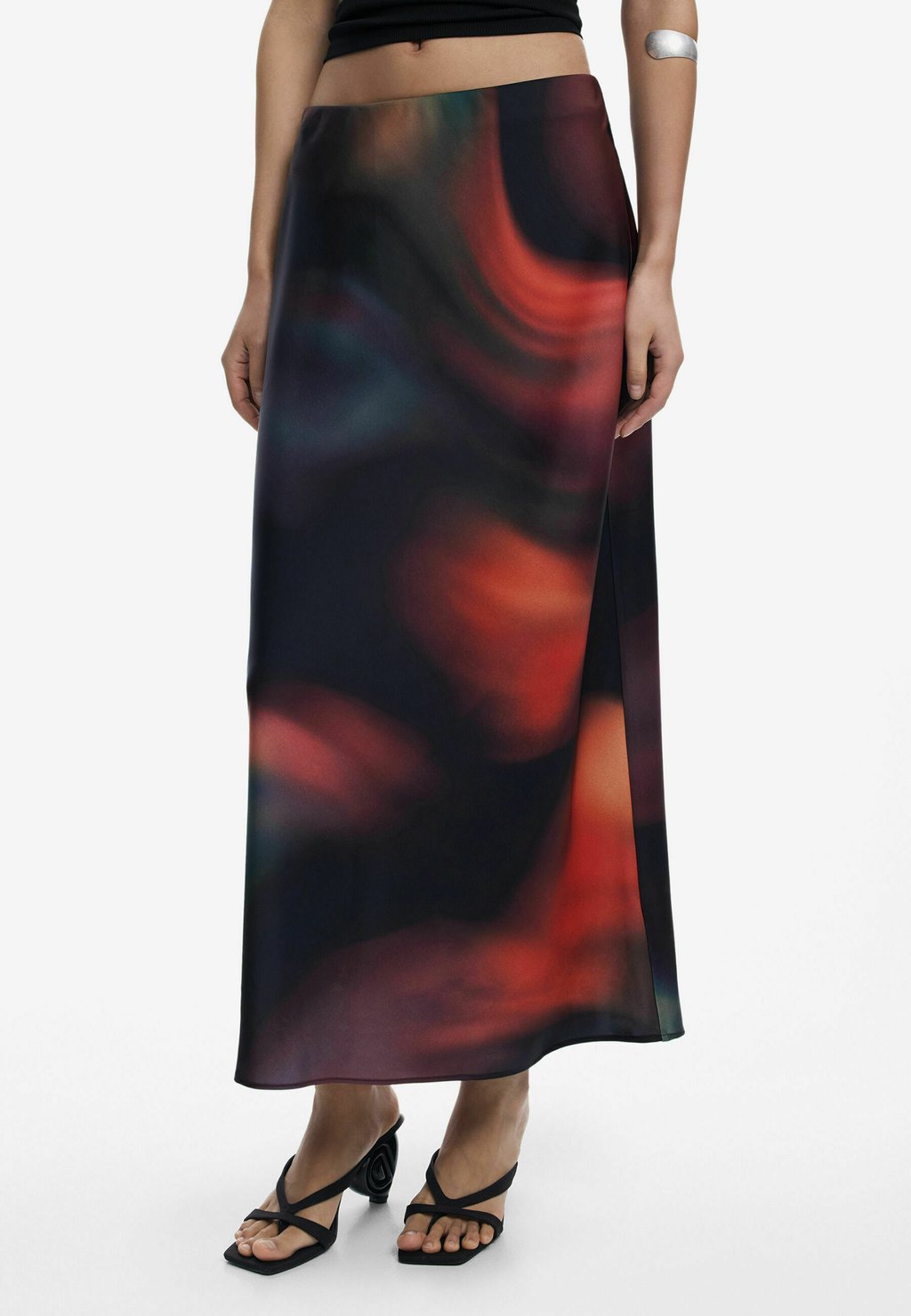 Длинная юбка WITH SPOTS Desigual, красный
Длинная юбка WITH SPOTS Desigual, красный