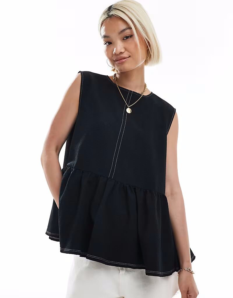 Топ без рукавов с баской и контрастной строчкой ASOS DESIGN черного цвета
Топ без рукавов с баской и контрастной строчкой ASOS DESIGN черного цвета
