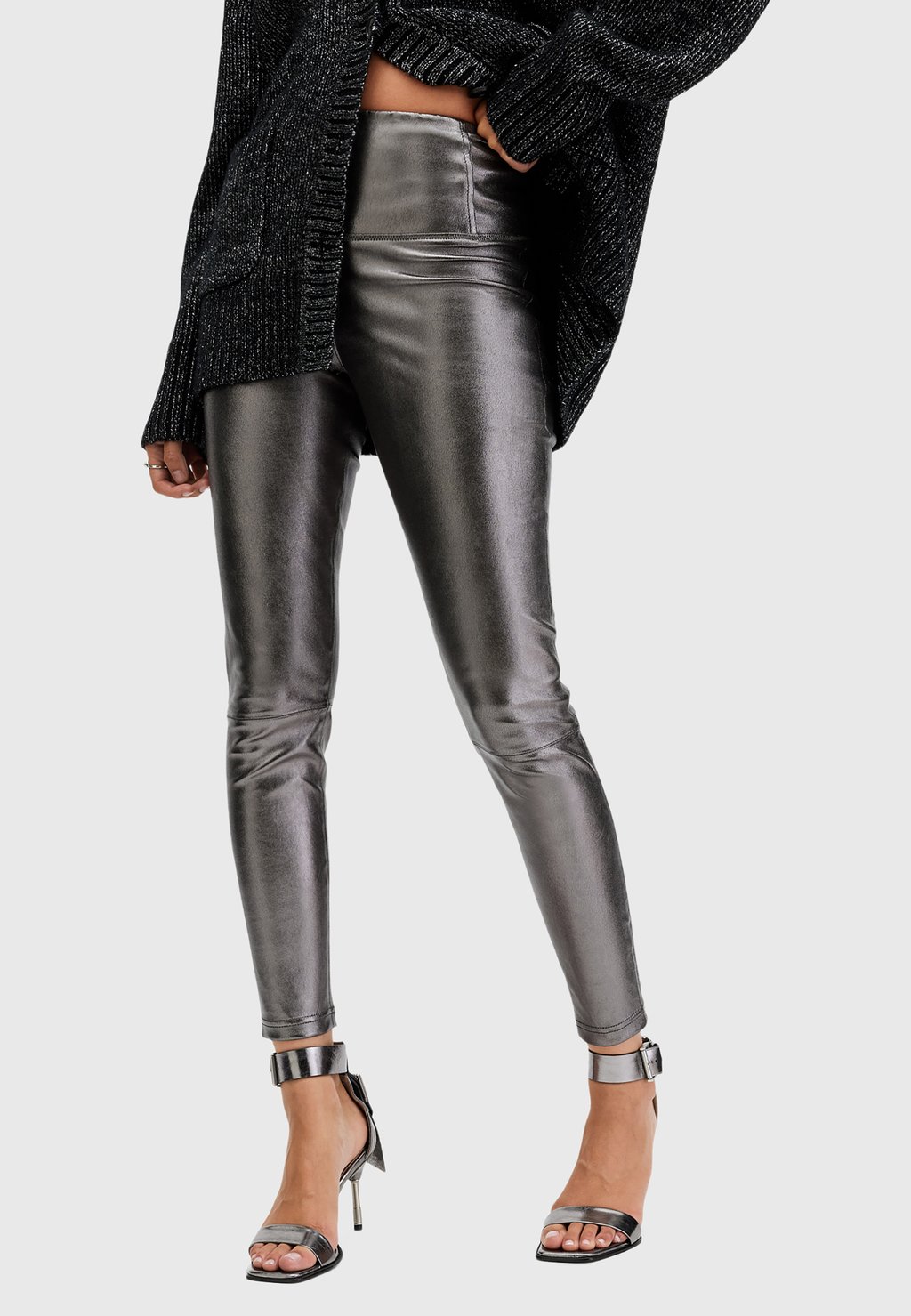 Леггинсы CORA AllSaints, латунь
Леггинсы CORA AllSaints, латунь