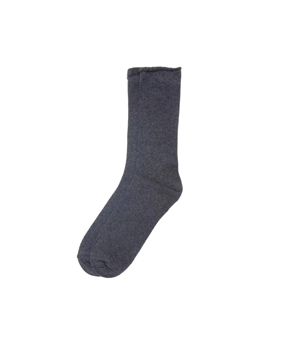 Комплект из двух пар однотонных женских носков Soxland, темно-серый
Комплект из двух пар однотонных женских носков Soxland, темно-серый