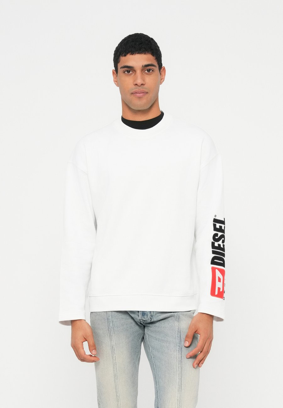 Толстовка Diesel Sweatshirt, White, Белый, Толстовка Diesel Sweatshirt, White
Толстовка Diesel Sweatshirt, White, Белый, Толстовка Diesel Sweatshirt, White