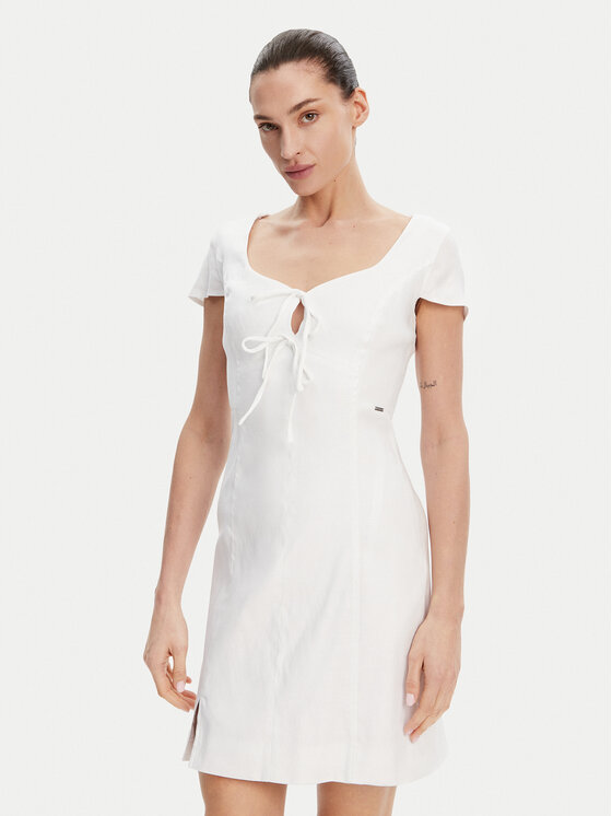 Летнее платье стандартный крой W5GK41 WH5L2 Guess, белый
Летнее платье стандартный крой W5GK41 WH5L2 Guess, белый