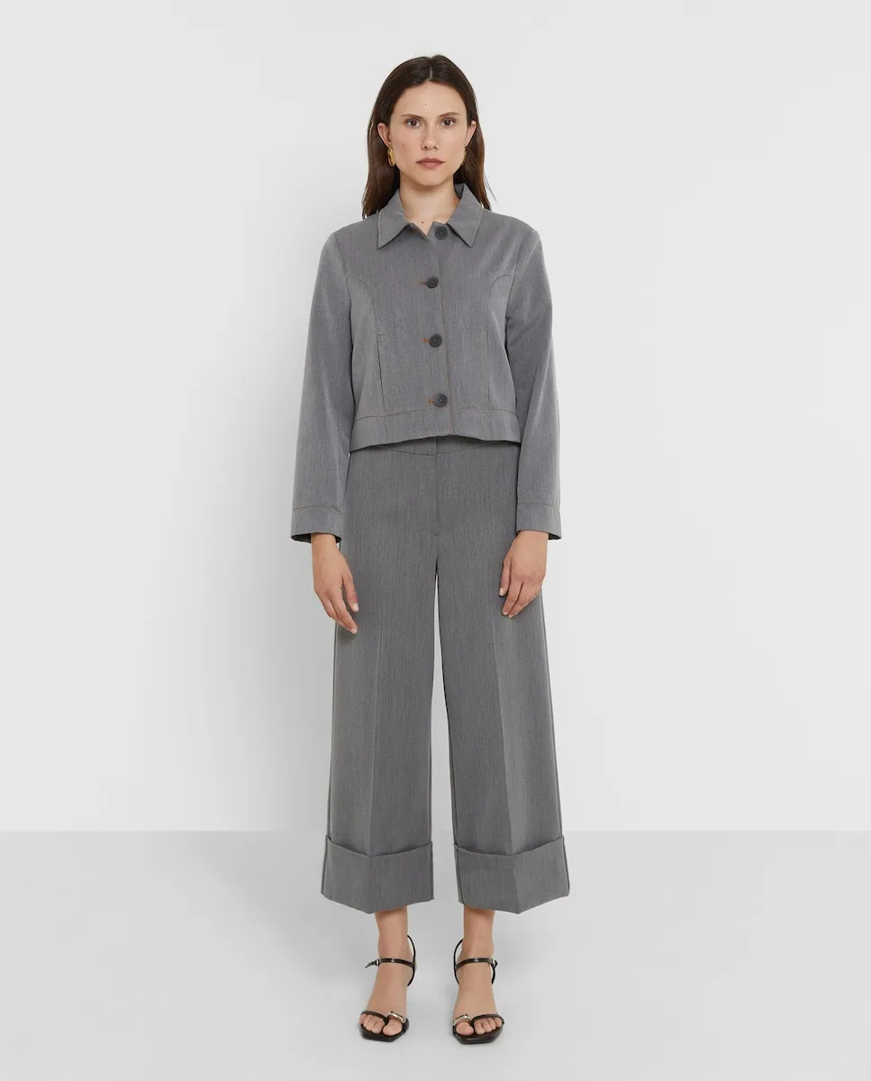 Женская короткая куртка на пуговицах Trucco, серый
Женская короткая куртка на пуговицах Trucco, серый