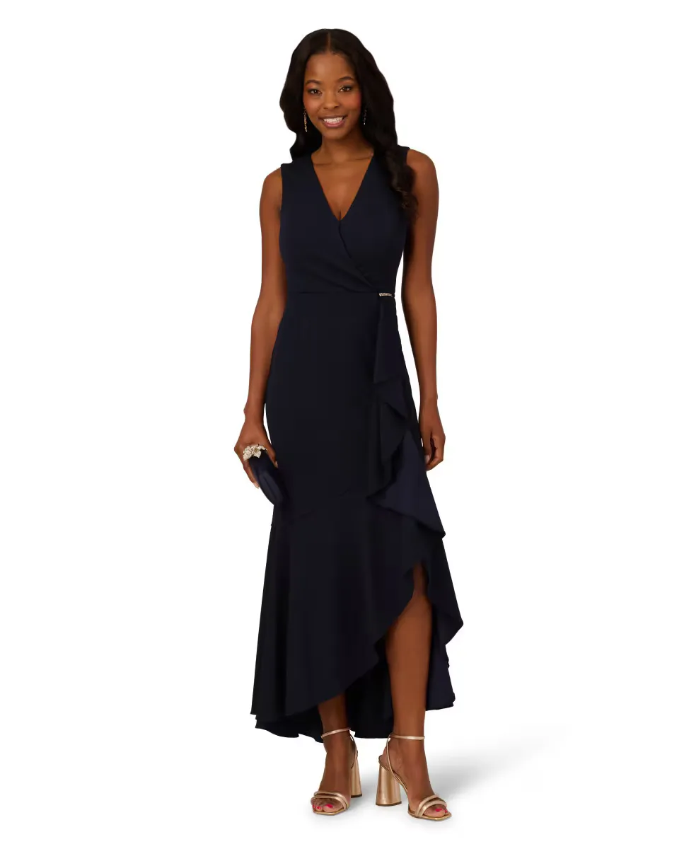 Длинное платье с рюшами и V-образным вырезом Adrianna Papell, темно-синий
Длинное платье с рюшами и V-образным вырезом Adrianna Papell, темно-синий