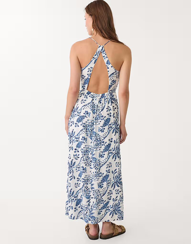 Платье миди с открытой спиной Stradivarius королевского синего цвета
Платье миди с открытой спиной Stradivarius королевского синего цвета