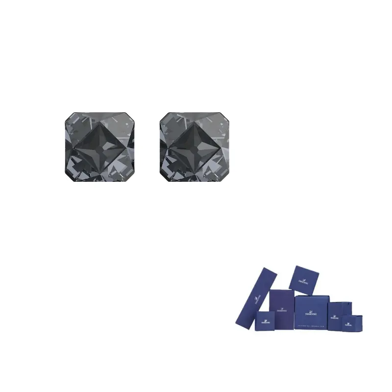 Серьги-гвоздики с элементами Women's Swarovski
Серьги-гвоздики с элементами Women's Swarovski