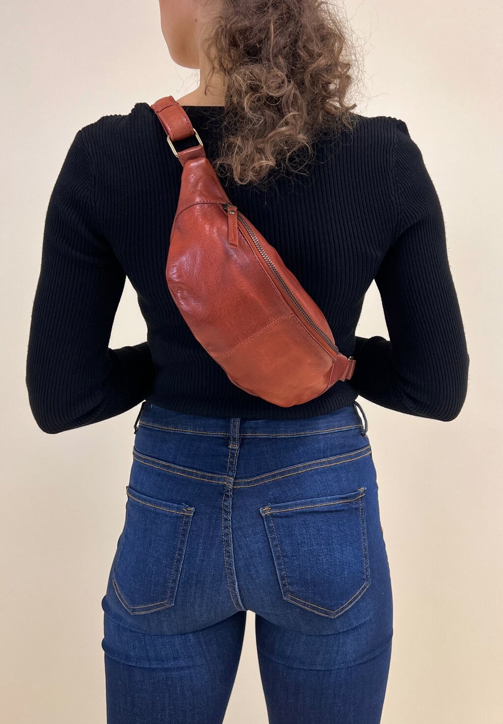 Поясная сумка Gusti Leder, красно-коричневый
Поясная сумка Gusti Leder, красно-коричневый