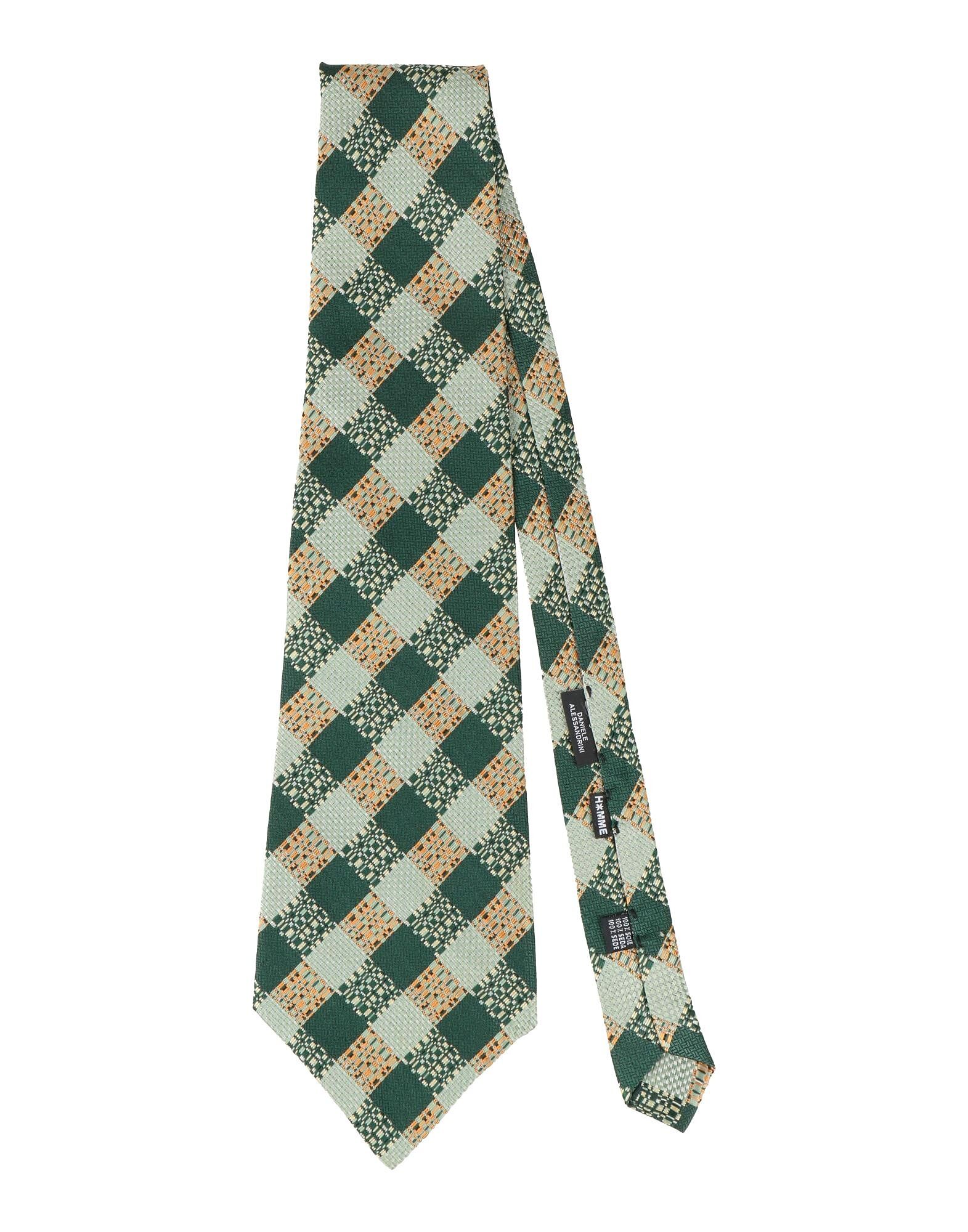 Галстук Daniele Alessandrini Homme, зеленый
Галстук Daniele Alessandrini Homme, зеленый