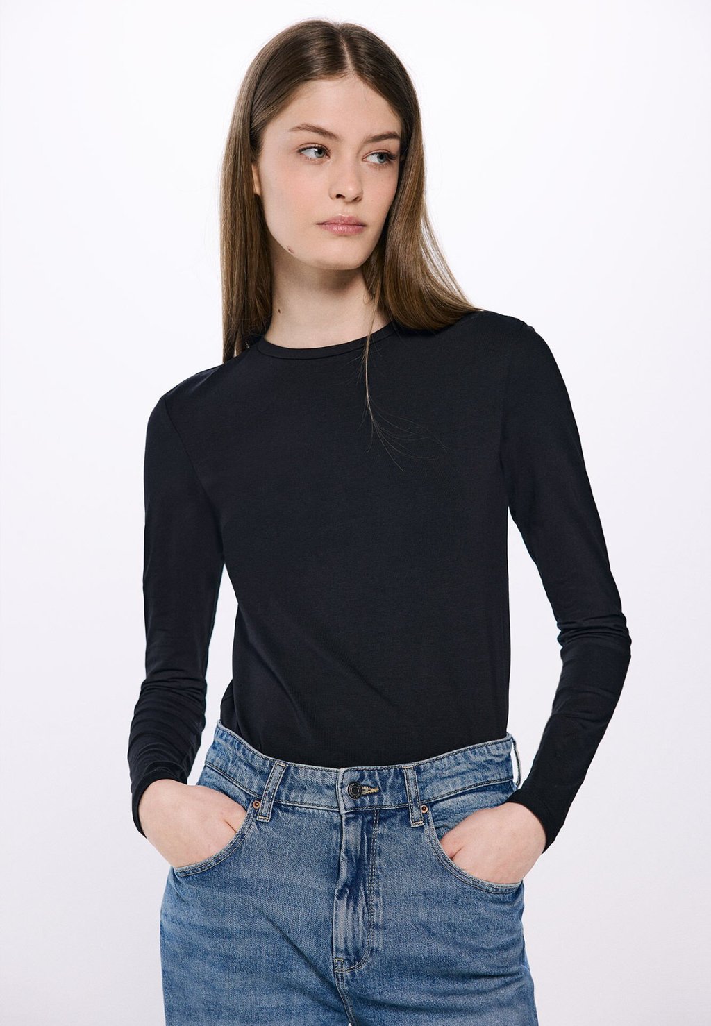 Топ с длинными рукавами Springfield, черный
Топ с длинными рукавами Springfield, черный