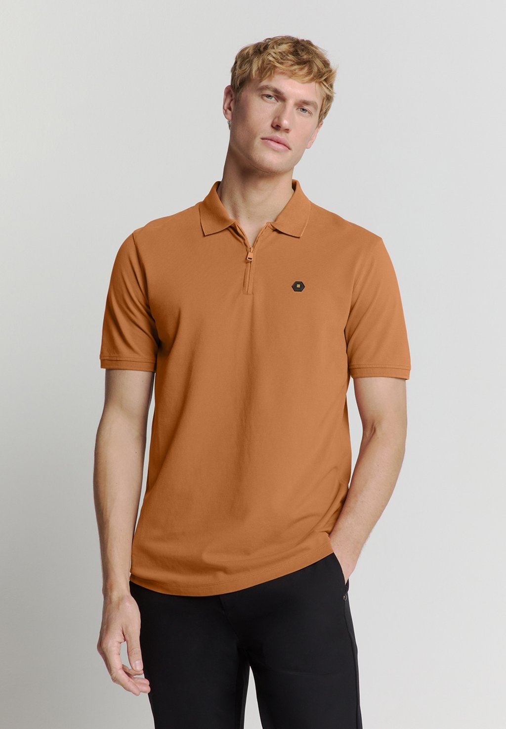 Рубашка поло NO EXCESS, охра
Рубашка поло NO EXCESS, охра